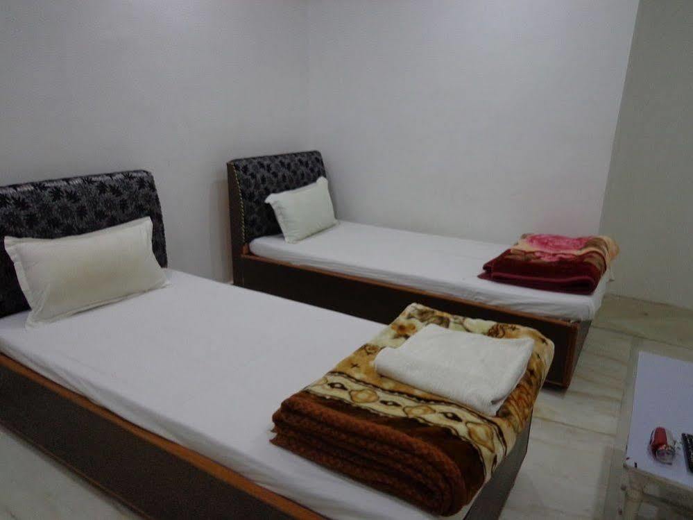 Jyoti Guest House Бодх Гая Екстериор снимка