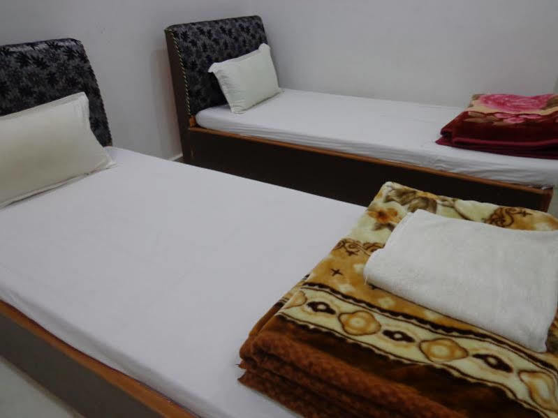 Jyoti Guest House Бодх Гая Екстериор снимка